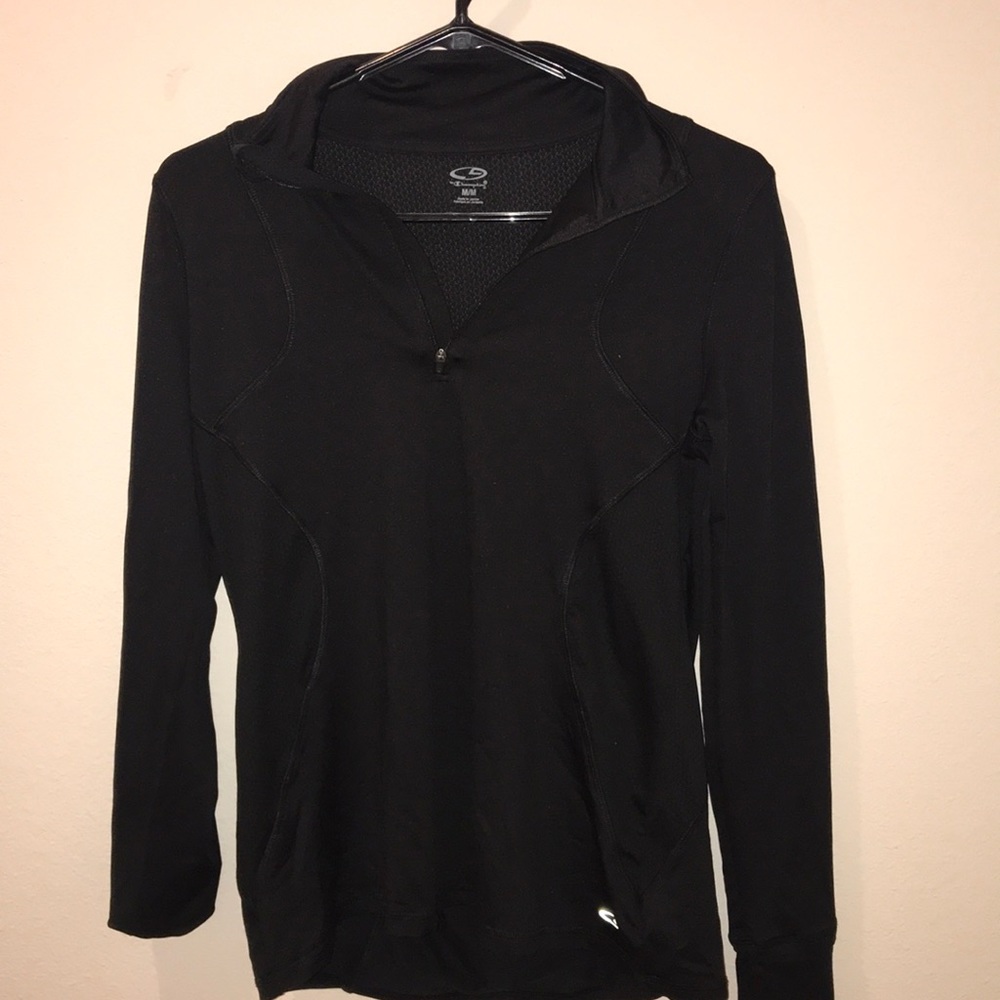 Black workout top